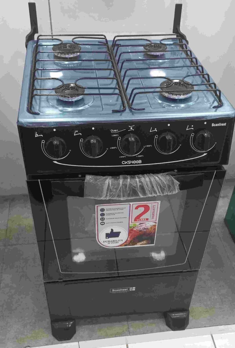 Scanfrost 4 Burner Gas Cooker Black CK5400NG